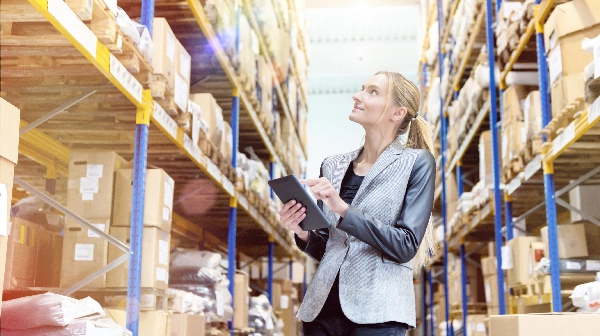 Lieferanten-Kanban ist eine bekannte Supply Chain Variante aus dem Toyota-Produktionssystem. Lieferanten-Kanban ermöglicht die Ausdehnung von Kanban zu den Lieferanten hin. Als Voraussetzung ist eine 